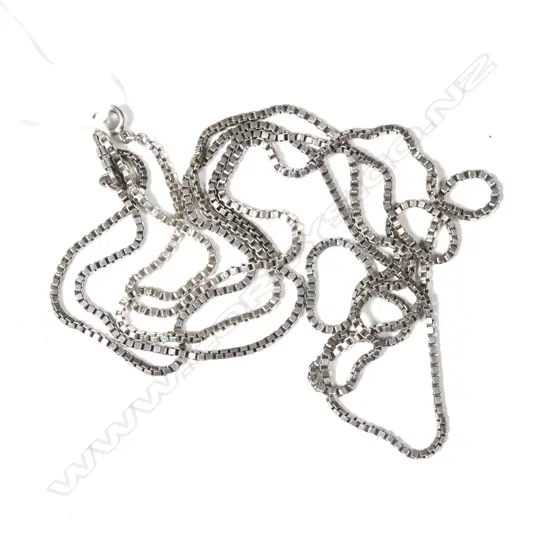 2 x Sterling silver chain, 600mm and 520mm could be joined to make one long muff chain