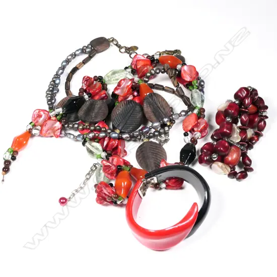 BAG COSTUME  JEWELLERY