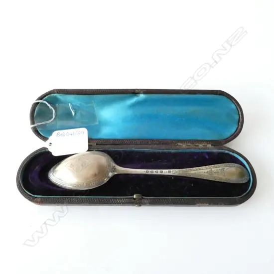CASED STG SILVER SPOON - VICTORIAN LONDON 1879 (18694)