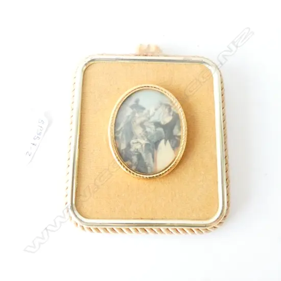 AN ITALIAN MINIATURE ON SILK DANCING COUPLE H 100 MM