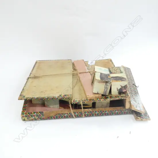 VINTAGE CHILDS WOODEN BLOCK PUZZLE IN ORIGINAL BOX, SOME LOSSES 