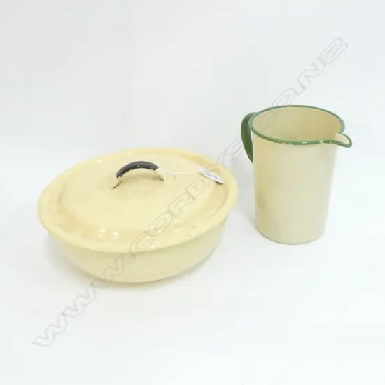 PAIR OF ENAMELWARE DOMESTIC WARE LIDDED DISHES,  270mm & 160mm (JUG)