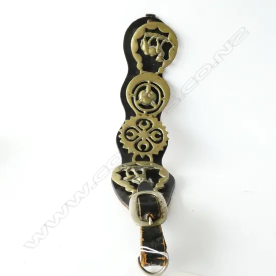 HORSE BRASS ON LEATHER STRAP