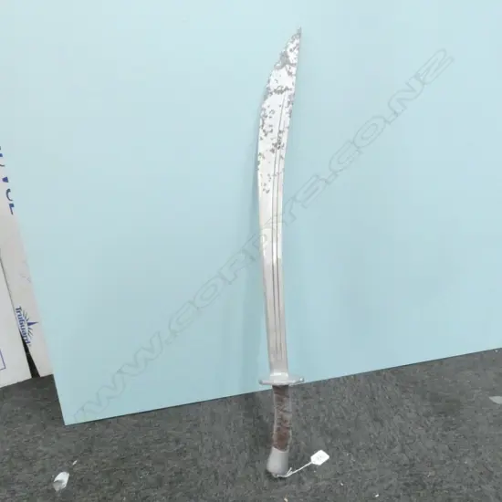 VINTAGE CAST ALLOY CHINESE SWORD