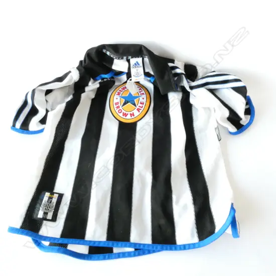 ADIDAS NEWCASTLE UNITED FOOTBALL CLUB SHIRT SMALL