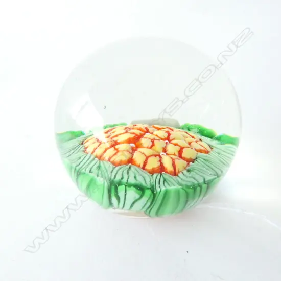 GLASS PAPERWEIGHT MILLEFIORE STYLE