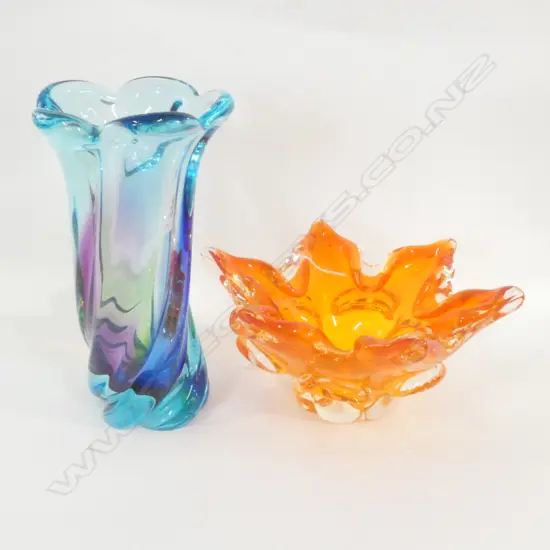 ITALIAN MID-CENTURY GLASS VASE & ORANGE FLOWER SHAPED BOWL