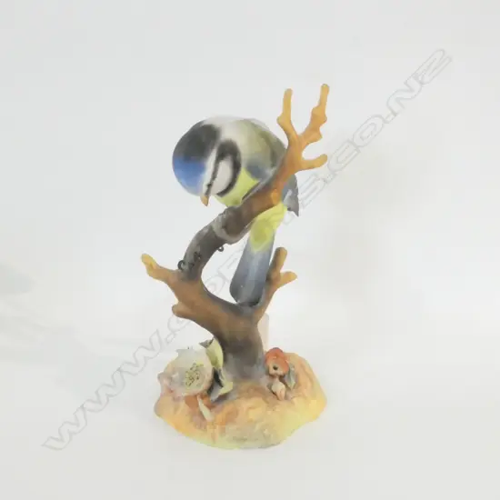 ROYAL CROWN DERBY BLUE TIT