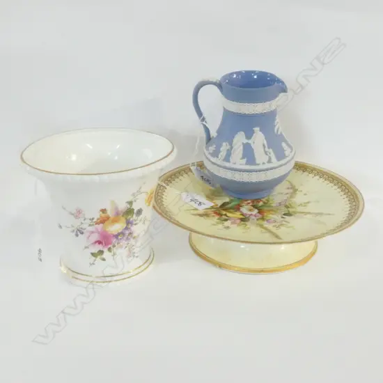WEDGWOOD JUG, R/CROWN DERBY VASE, VICTORIAN COMPORT