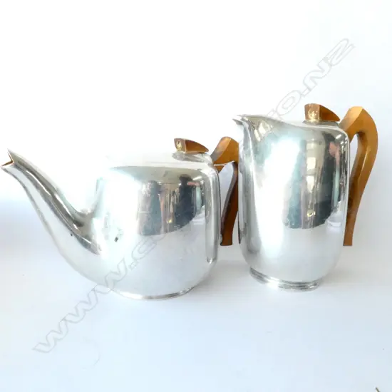 PICQUOT WARE DECO STAINLESS STEEL TEAPOT AND COFFEE POT - WOODEN HANDLES 