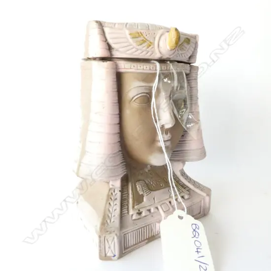 BISQUE EGYPTIAN PHAROAH LIDDED BOX (19167)