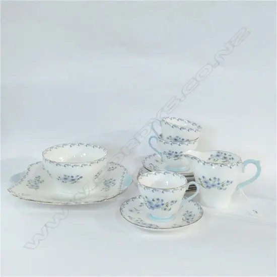 13 PCE SHELLEY 'BLUE ROCK' TEA SET