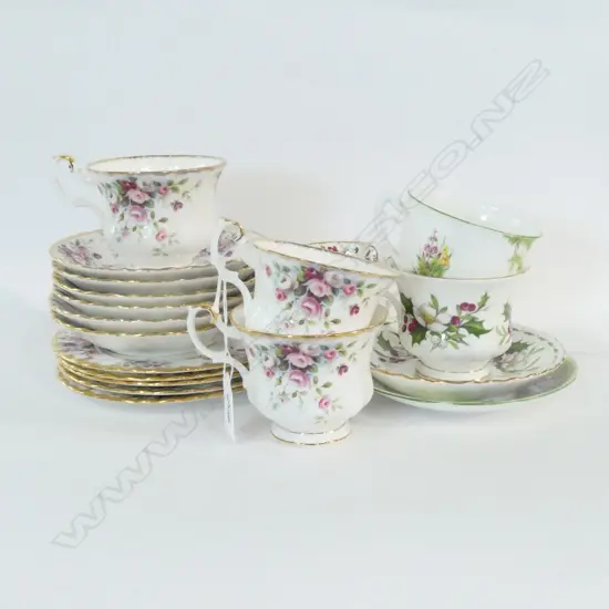 4 R/ALBERT COTTAGE GARDEN TRIOS + 2 SAUCERS & A PLATE + 2 CUPS & SAUCERS 