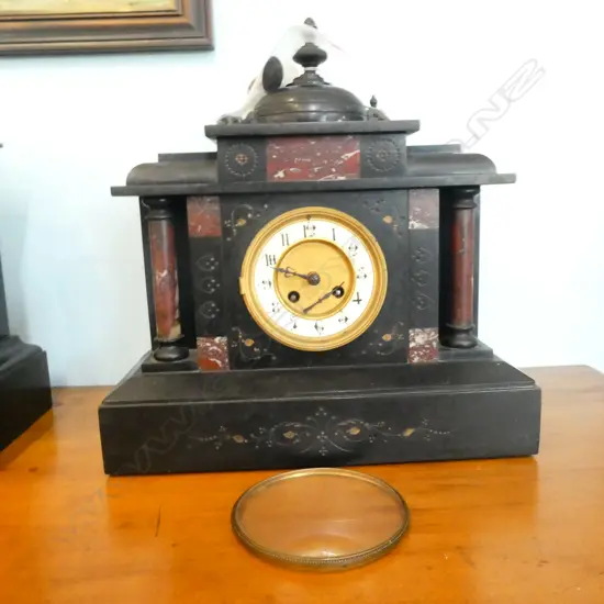 BLACK COLUMN MANTLE CLOCK 