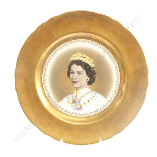 AYNSLEY Q.E II COMMEMORATIVE PLATE D 270 MM