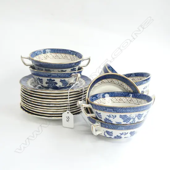 BOOTHS REAL OLD WILLOW SOUP COUPES &amp; UNDERPLATES 19PCS