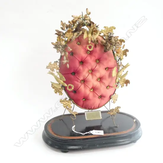 ANTIQUE FRENCH WEDDING DOME MISSING GLASS H. 330MM