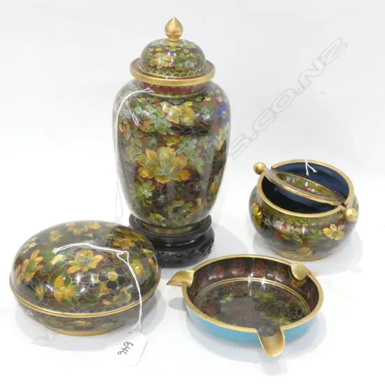 1000 FLOWER CLOISONNE LIDDED VASE + DISH AND COVER + 2 ASHTRAYS H 180 MM 