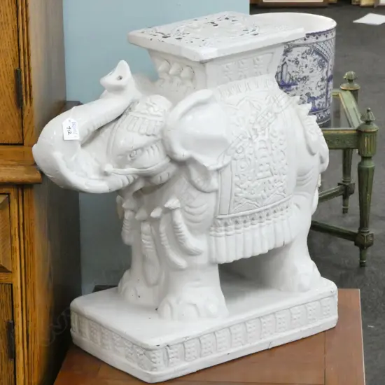 WHITE CERAMIC ELEPHANT H. 550MM