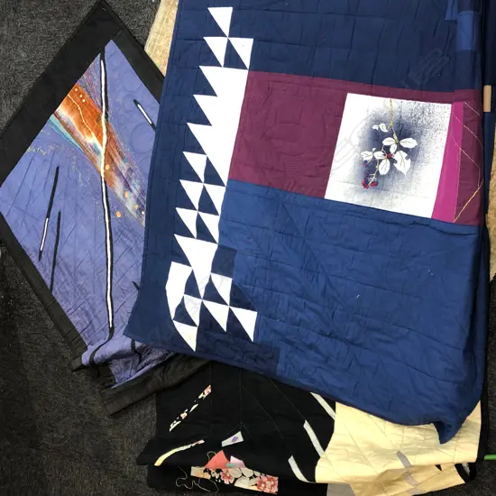 3 QUILTS 