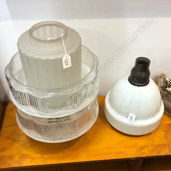 4 ART DECO LIGHT SHADES