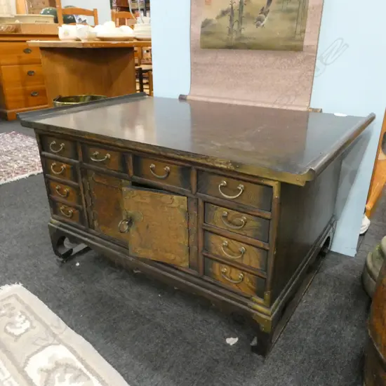 SMALL ORIENTAL ALTAR CABINET L 910MM