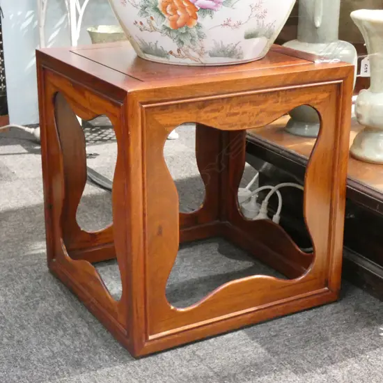 SMALL ROSEWOOD SIDE TABLE 360 SQ