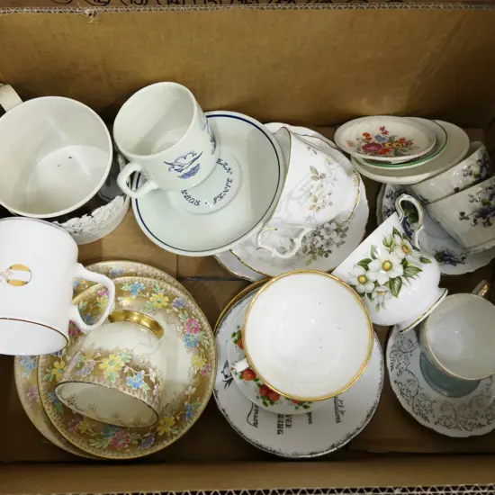 BOX LOT ASST CHINA TEACUPS & SAUCERS 