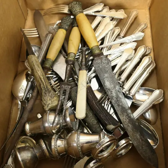 LOT OF EP CUTLERY, CARVING SETS ETC