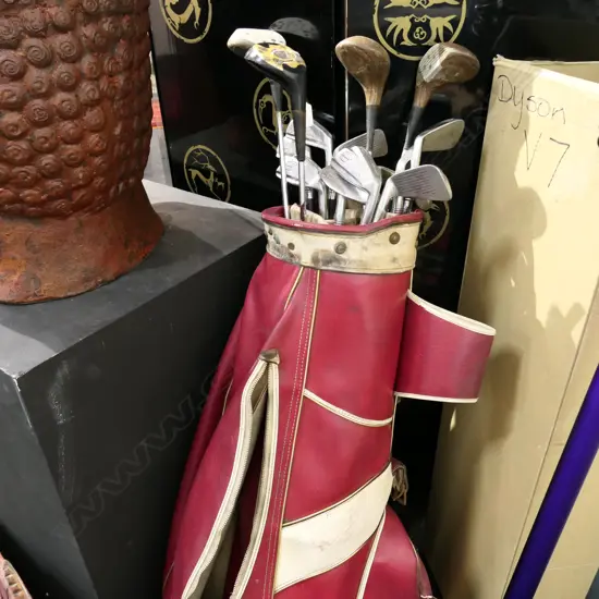 GOLF BAG AND CLUBS