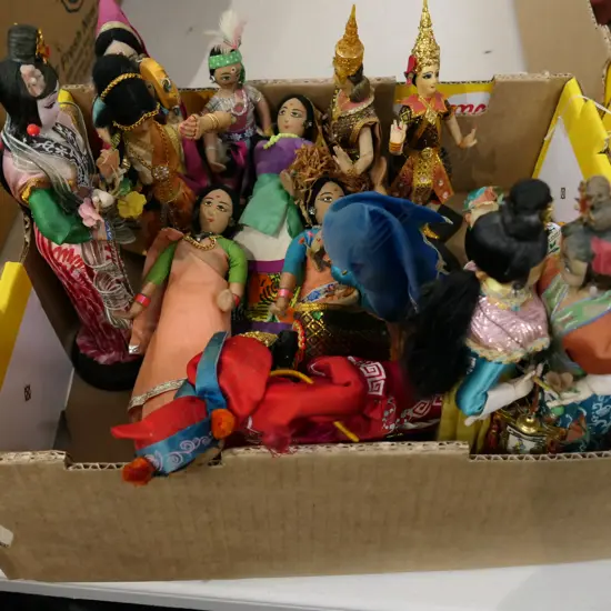 LOT OF ASST INDONESIAN DOLLS