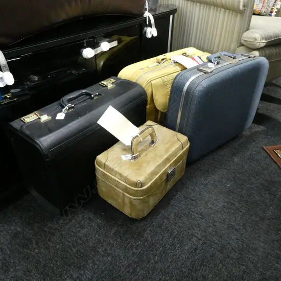 ASSORTED BASGS BRIEFCASE, SUITCASE, MAKEUP CASE + MORE