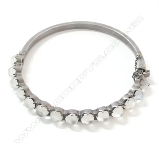 SILVER? MOONSTONE BRACELET 