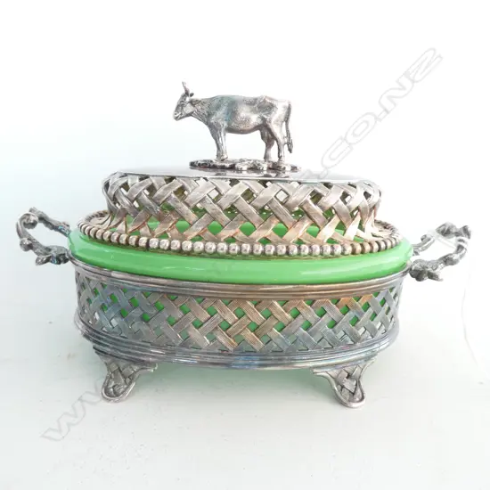 ORNATE SILVER PLATE & GREEN GLASS BUTTER DISH, L, 205MM