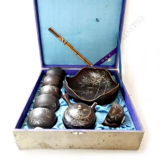 VINTAGE JAPANESE BOXED PORCELAIN TEA SERVICE ...