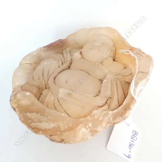 AGATE (?) CARVED BUDDAH  D. 130MM