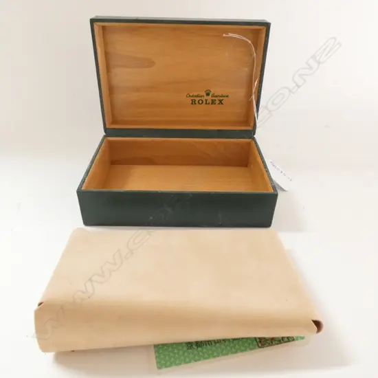 ROLEX BOX, GREEN LEATHER, WOOD LINED 
