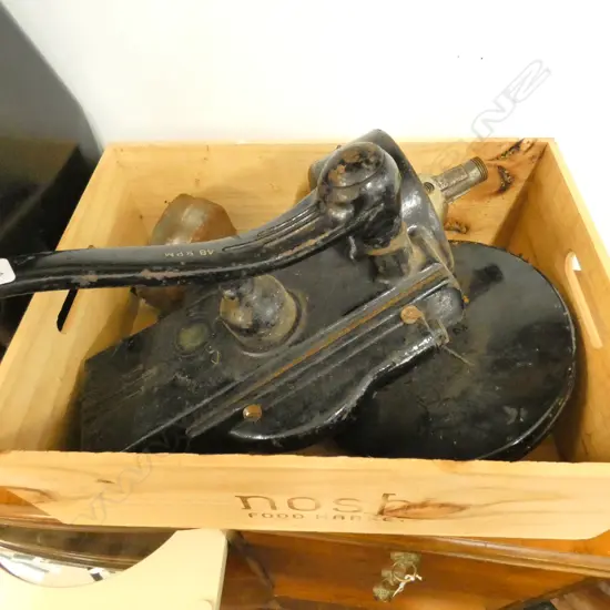 CAST IRON DELAVEL SEPARATOR CO. NEW YORK, H. 500MM