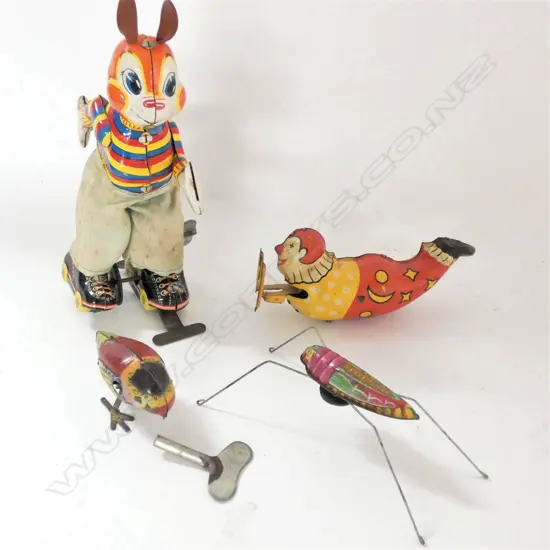 FOUR TIN PLATE TOYS, 3 WIND UP 