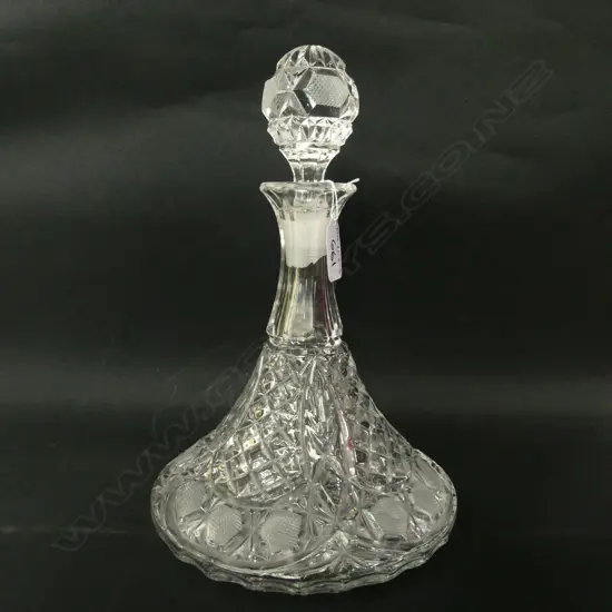 CRYSTAL CUT DECANTER, H. 285MM