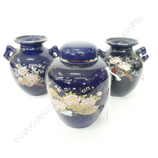 3 JAPANESE BLUE SHORT VASES + GINGER JAR H. 150MM 205MM