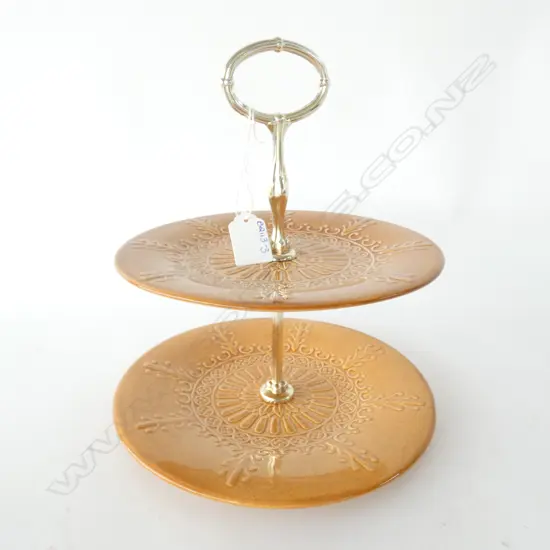 IRISH POTTERY 2-TIER CAKE STAND W. 225MM
