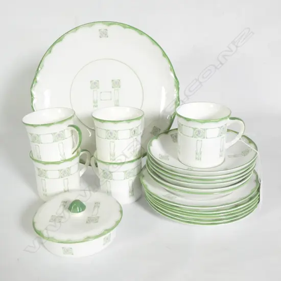 FOLEY PEACOCK POTTERY ART NOUVEAU PART TEASET 20PCS A/F