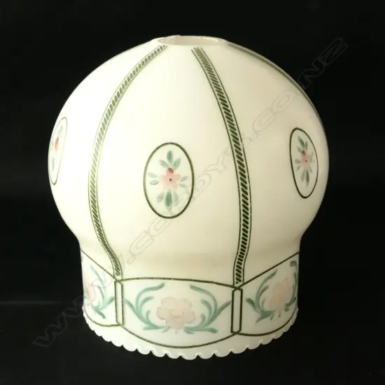 ART NOUVEAU STYLE FROST GLASS LAMP SHADE, H. 145mm