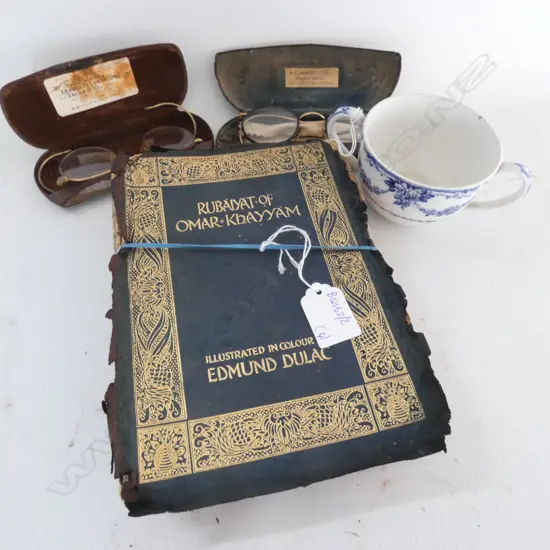 1 DISTRESSED VOL RUBAIYAT OMAR KHAYYAM + CUP + 2 PAIRS OF SPECTACLES 