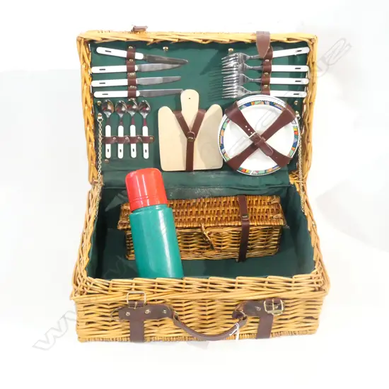 PICNIC BASKET & CONTENTS