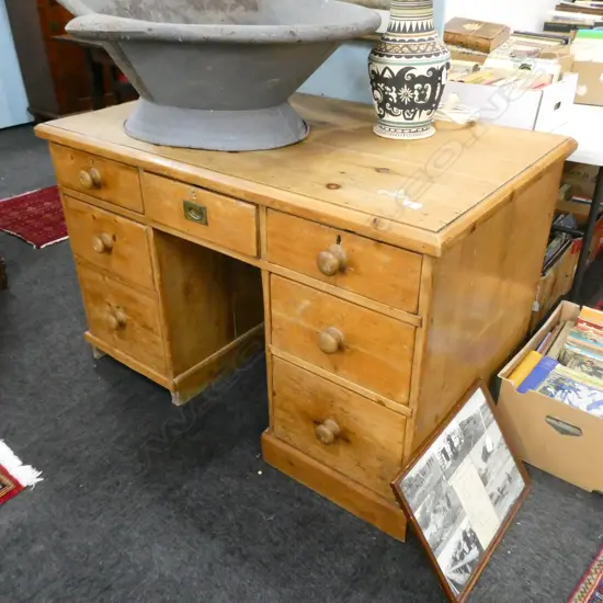 VICTORIAN COUNTRY PINE TWIN PEDESTAL DESK, 1230 X 730 810MM