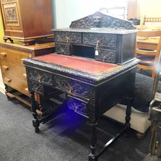 JAPANNED OAK GEORGIAN STYLE KNEEHOLE DESK