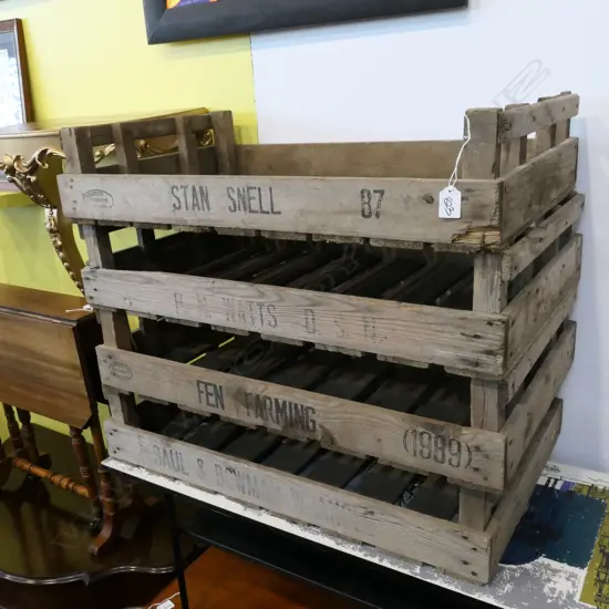 4 ENGLISH MARKET PRODUCE CRATES L. 750MM