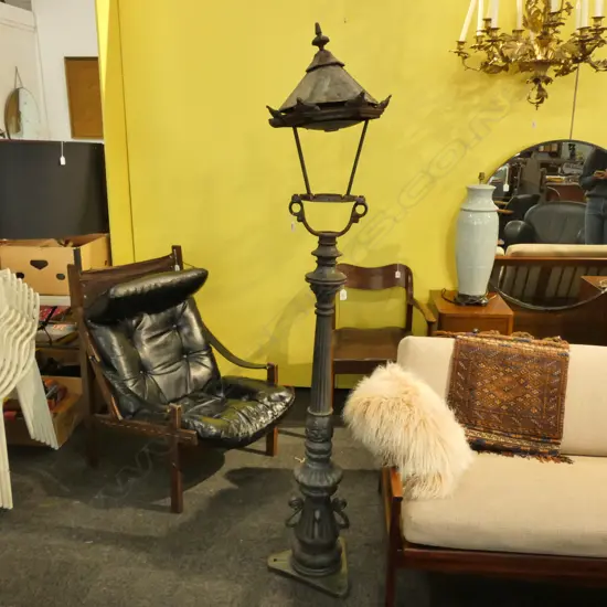 CAST IRON LAMP STANDARD FAULTS